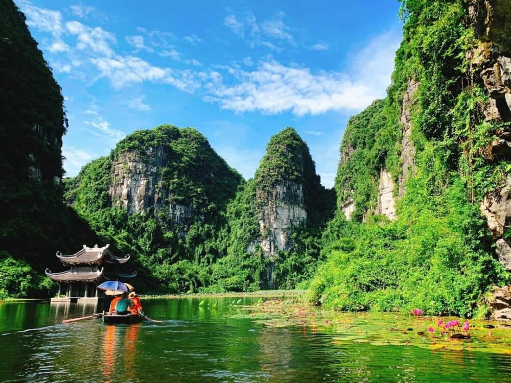 Trang An Landscape Complex (10)