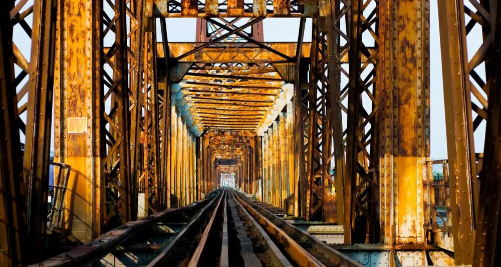 Long Bien Bridge