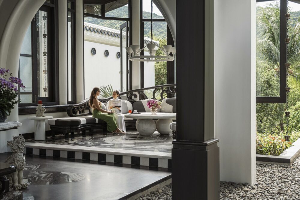 Lobby-2-scaled